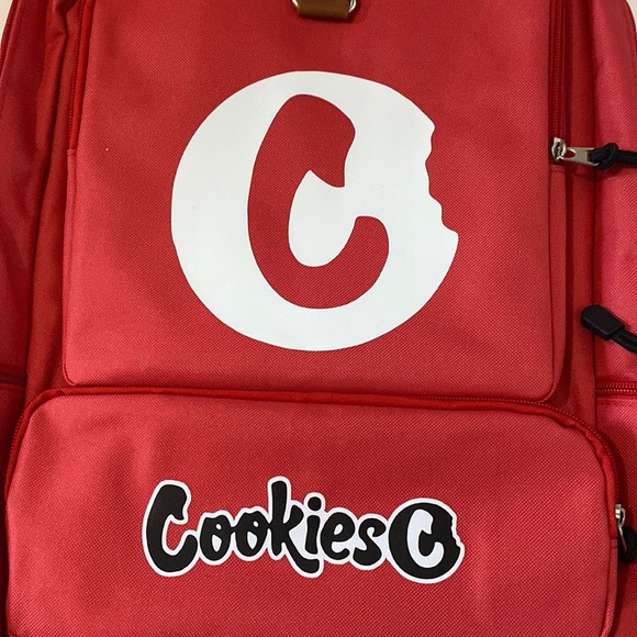 Cookies Smellproof Travel Backpack - Picture 4 of 6